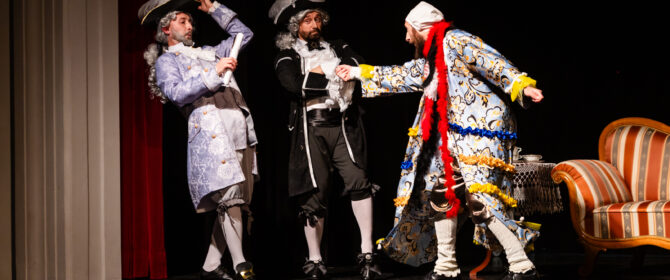Teatralna premiera w Łużnej! „Mieszczanin szlachcicem” na scenie GOK